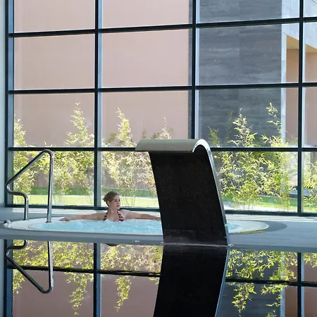 Gale 4* לאגוּ‏ש