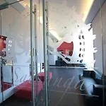 Gale Hotel