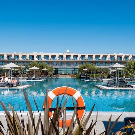 Gale Hotel