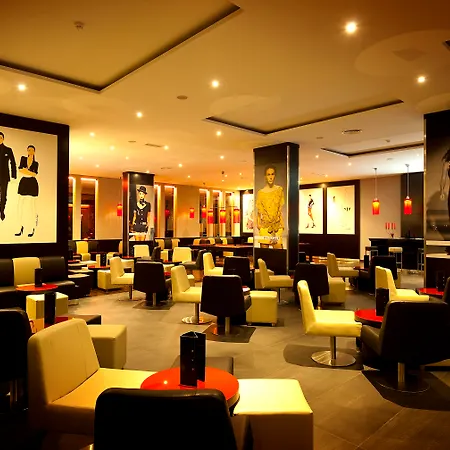 Gale Hotel