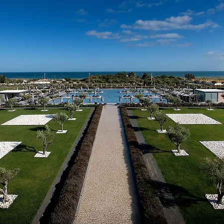 ガーレ 4* ラゴス