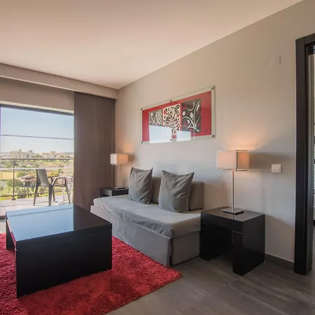 ガーレ ホテル 4*