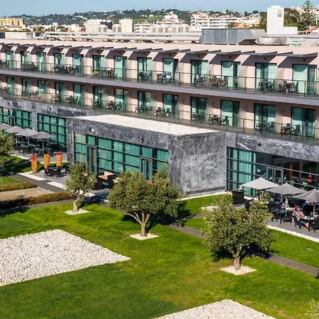 ガーレ 4* ラゴス