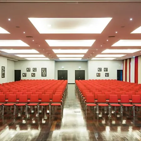 Gale Otel Lagos